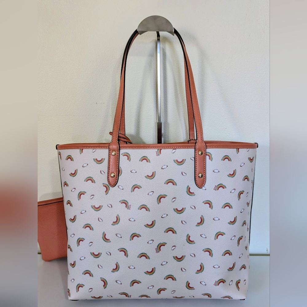 Coach Rainbow Reversible City Tote Bag With Matching Detachable Wristlet - Picture 3 of 15
